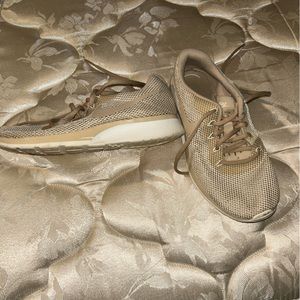 Nike Tanjun Racers